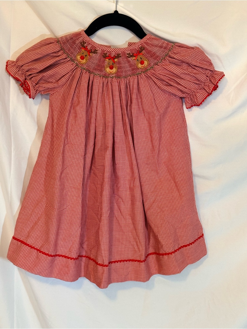 Red Gingham Smocked Reindeer Girls Dress (QQ1)